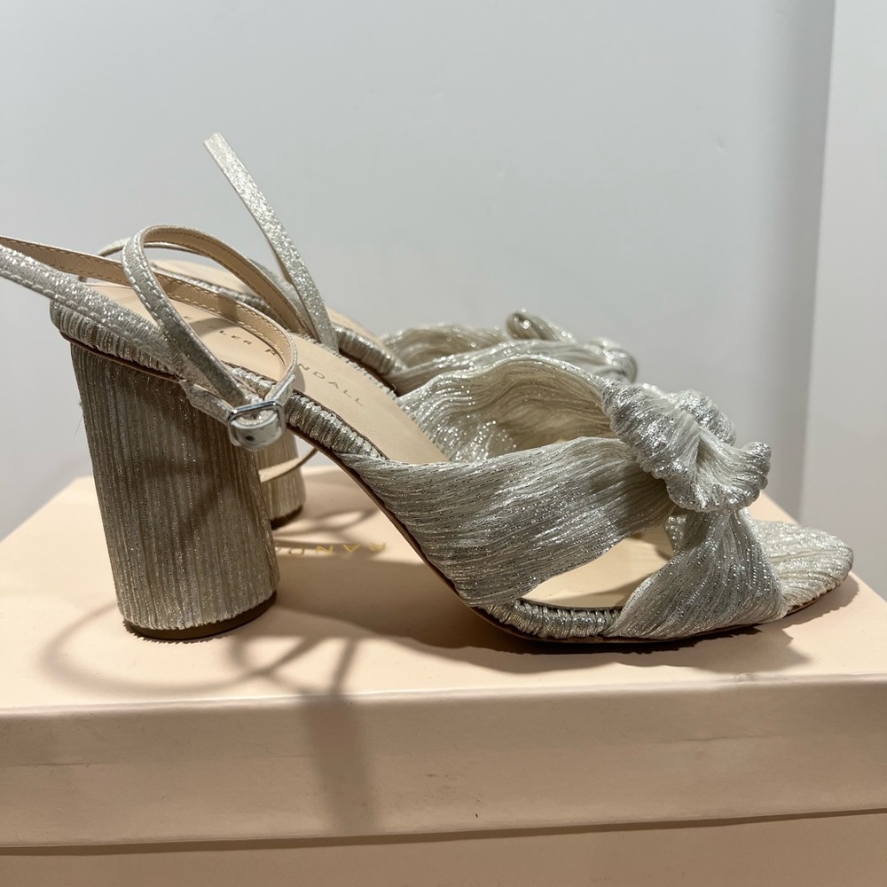 Loeffler Randall Camellia in shimmer - Picture 3 of 9